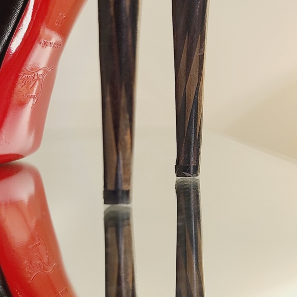 Christian Louboutin Leather Platform Pumps - Picture 3 of 12